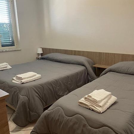 Airport Tourist'S House Hotel Catania Exterior photo