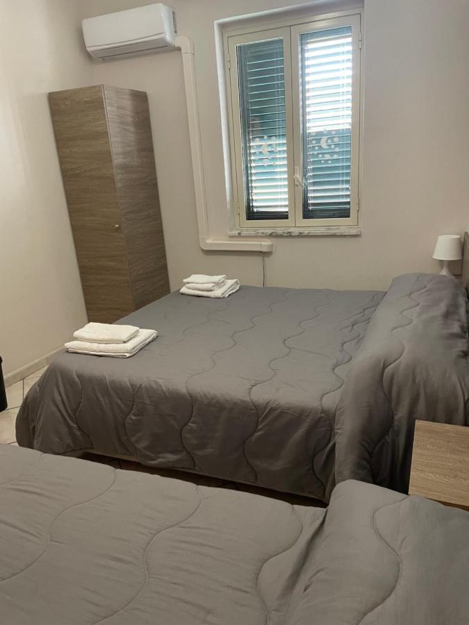 Airport Tourist'S House Hotel Catania Exterior photo
